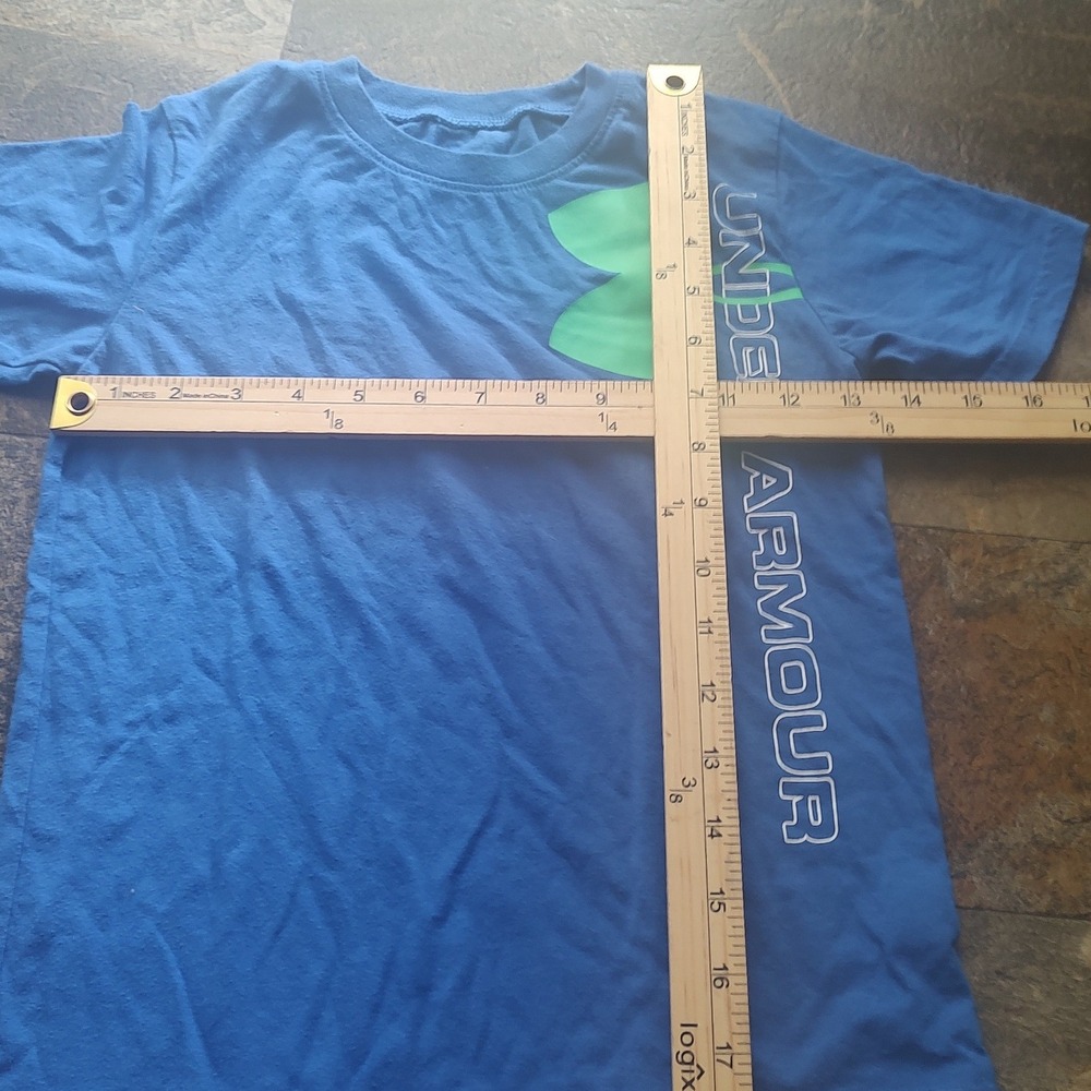 Under Armour Graphic Tee Boys 7 Blue Excellent Short Sleeve Logo Activewear